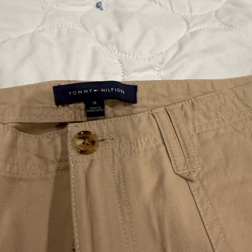 Tommy Hilfiger Men's Khaki Chinos